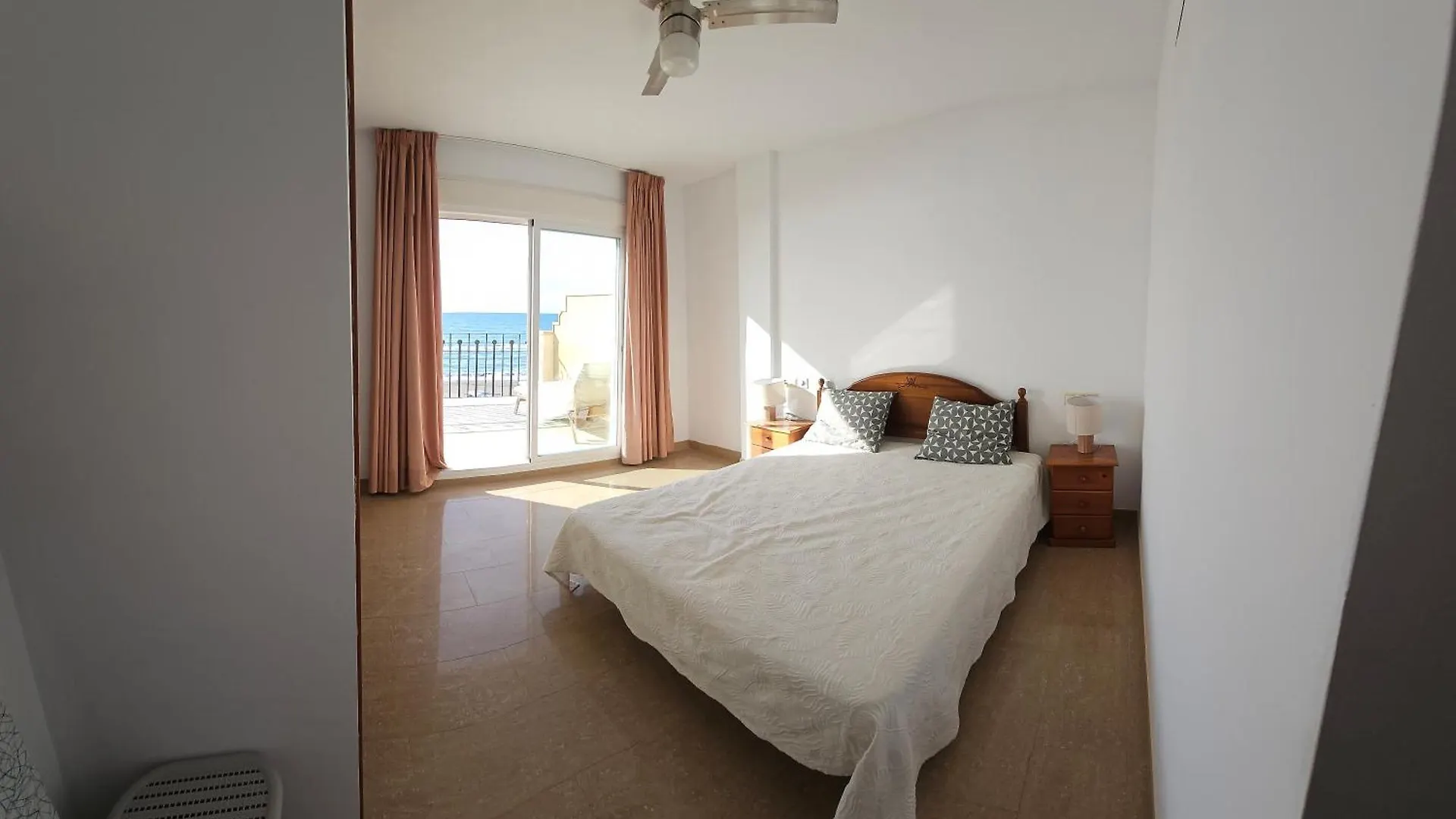 Euromar Beachfront & Parking Torrox Spain